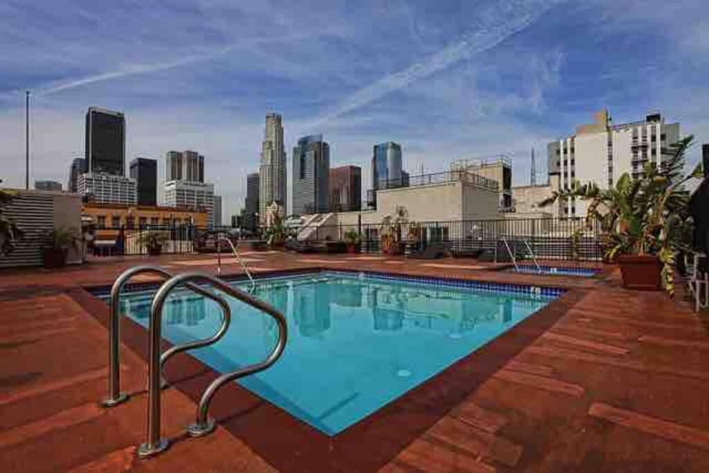 Newly Renovated 1Bdrm Loft Dtla And Rooftop Pool Лос-Анджелес Экстерьер фото
